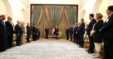 الرئيس العراقى يكلف مصطفى الكاظمى بتشكيل الحكومة الجديدة.. برهم صالح يعلن انسحاب الزرفى من التكليف ومنح رئيس المخابرات الفرصة .. ويؤكد: العراق يمر بتحديات كبرى.. وصراعات سياسية تعرقل قيام الدولة بواجبها