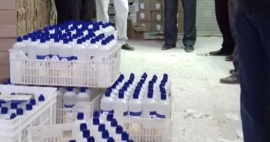 صور.. غلق وتشميع مصنع كحول غير مرخص شرق الإسكندرية