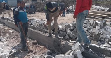 صور .. التصدى لـ 13 حالة بناء مخالف بأحياء الاسكندرية 