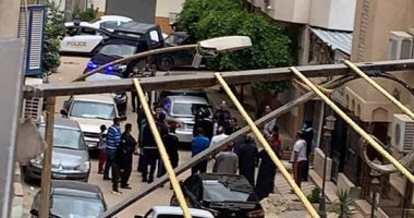 "أوقاف الإسماعيلية" تغلق مسجدا أقيمت فيه صلاة الجمعة بالمخالفة.. صور
