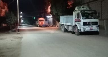 بشوارع خالية.. قارئ يرصد حالة الشوارع وقت الحظر بديروط فى أسيوط 
