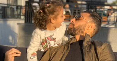 فيديو.. عمرو السولية وبناته يؤازرون الأهلى أمام وادى دجلة 