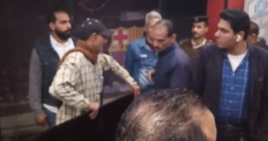 صور.. تشميع محل بلاى ستيشن بمنطقة فلل الجامعة بالشرقية لمخالفته قرار الحظر