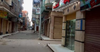 صور .. التزام محال كفر الشيخ بالغلق ومراقبة شواطئ مصيف بلطيم