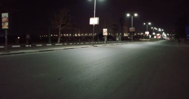 شوارع خاوية.. منطقة كورنيش النيل خلال حظر التجوال ..صور