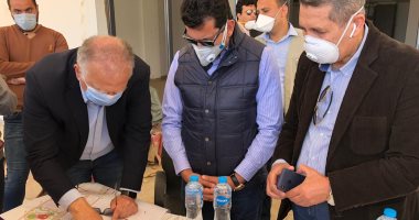 وزير الرياضة يتفقد أعمال إنشاءات مراكز شباب أهالينا والهايكستب والأسمرات