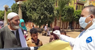 قافلة طبية وتوعوية بمنشية نيازى بمغاغة بعد الحجر الصحى على 4 منازل بالقرية