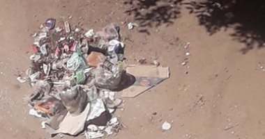 شكوي من تراكم القمامة بشارع عبد السلام عارف بمحافظة بنى سويف