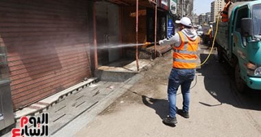 محافظة الجيزة تطهر الشوارع لمنع انتشار فيروس كورونا 