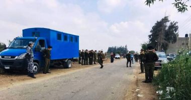 ابن الطبيبة المتوفاة بكورونا: جثمان والدتى ظل 6 ساعات قبل دفنها بمساعدة الشرطة
