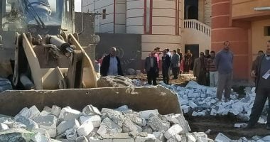 صور.. إزالة 32 حالة تعدى على الأراضى الزراعية وأملاك الدولة بالبحيرة
