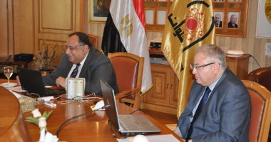 مجلس جامعة حلوان يقرر التبرع بـ20٪ من رواتب أعضائه للعمالة غير المنتظمة 