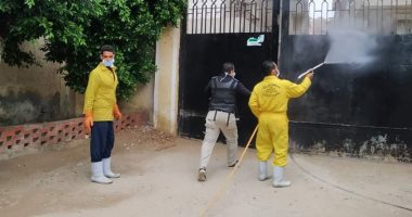 تطهير محطة السكة الحديد والمواقف العامة وشوارع مدينة أبو كبير بالشرقية