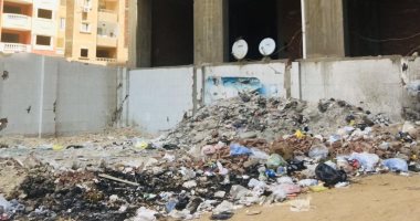 قارئ يشكو تراكم القمامة بشارع سلطان خطاب منطقة اللبينى بالهرم 