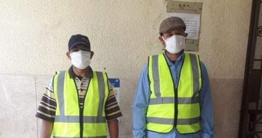 توزيع 200 سترة وقاية على عمال النظافة فى بلبيس واستمرار تعقيم الشوارع