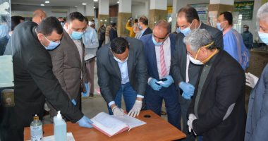 التنمية المحلية: مقاعد متباعدة للانتظار خارج أماكن صرف منحة العمالة غير المنتظمة