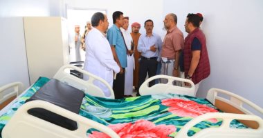 إغلاق مساجد باليمن للحد من تفشى كورونا.. اللجنة الوطنية العليا لمواجهة الفيروس: المريض حالته مستقرة.. فرض حظر التجوال ومبادرات شبابية لنشر الوعى بالوباء.. وفريق "الصحة العالمية" يزور حضر موت اليوم