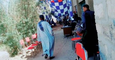 أهالى ديرمواس بالمنيا ينظمون صرف منحة العمالة غير المنتظمة للحد من التكدس