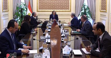 السيسي يكلف الحكومة بزيادة مساحات الرقعة الزراعية بوسط وشمال سيناء
