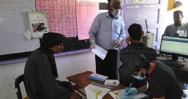رئيس مدينة القصير : هدوء ونظام فى عملية صرف منحة العمالة غير منتظمة ..صور