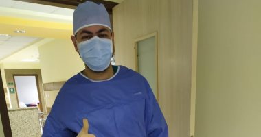 الجيش الأبيض.. الدكتور "محمد" على خط مواجهة كورونا بمستشفى عزل 15 مايو 