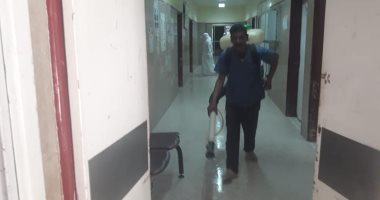 صور.. تعقيم وتطهير مستشفى أطسا المركزى بالفيوم للوقاية من فيروس كورونا