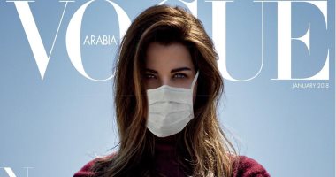نانسى عجرم بالكمامة علي غلاف مجلة "فوج" لدعم حملة "stay home".. صورة