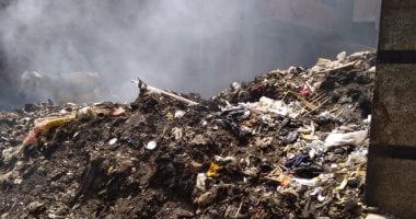 قارئ يشكو تراكم للقمامة بشارع على بكر فى الوراق بالجيزة