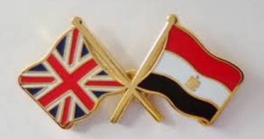 وزير شئون الشرق الأوسط فى بريطانيا يشكر سفير مصر: معا يمكننا القضاء على كورونا