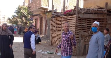 صور.. فض أسواق غمرين وبرهيم وتطهير قرية كفر ربيع بالمنوفية لمواجهة "كورونا"