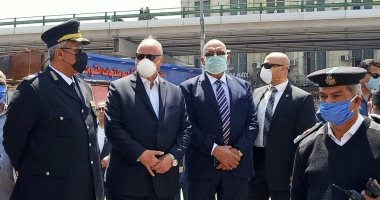 محافظ القاهرة يقود حملة مكبرة لإخلاء العتبة والموسكى من الباعة