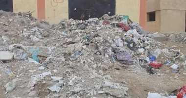 تهالك للأسفلت وقمامة.. شكوى سكان شارع المنتزة بحدائق أكتوبر