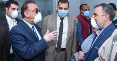 محافظ الإسكندرية يشدد على وسائل الوقاية خلال صرف منحة العمالة غير المنتظمة 
