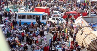 زحام بالأسواق رغم تحذيرات كورونا.. "اليوم السابع" يرصد تكدس المواطنين على الأسواق بالمحافظات.. أهالى بنى سويف: المحافظة فضت سوق حوض الدلالة وتركته حاليا.. "الحبشى" بالمنيا كارثة.. وفض 35 سوقا بالشرقية والأقصر