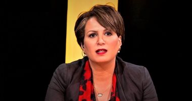 وزير الثقافة الجزائرية تهنئ كاتبا جزائريا فاز بجائزة البوكر العالمية للرواية العربية
