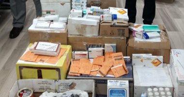 ضبط أدوية منتهية الصلاحية ومحظور بيعها خلال حملة على الصيدليات بأسيوط