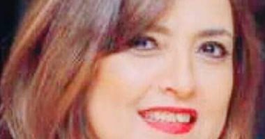 إيناس عصام رئيسا لقطاع الضيافة الجوية بـ"مصر للطيران"  