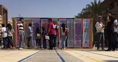 طلاب الجامعة الأمريكية يصوتون لاختيار رئيس اتحاد طلاب ونائبه