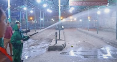 مياه الفيوم تُعقيم موقفى مصر وبنى سويف لسيارات الأجرة ..صور