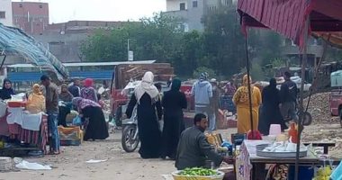 فض أسواق إسطنها وأبشيش وبى العرب فى المنوفية منعا للتزاحم بسبب كورونا 