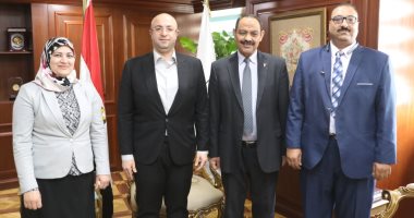 محافظ بني سويف يشيد بمبادرة تعليم بني سويف "تعالوا ندعم  جيش مصر الأبيض"