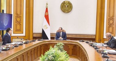  السيسى : الدولة ستواجه بكل حزم أى تجاوزات تضر مصلحة الوطن والمواطنين ..الرئيس يوجه بالحفاظ على الاحتياطي الاستراتيجي من المواد البترولية.. والاستمرار في توصيل الغاز الطبيعي للمنازل والتوسع في العدادات الذكية