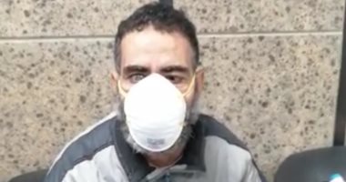 كفيف متعافى من كورونا يروى رحلة علاجه بمستشفى قها: ربنا كتب لى عمر جديد