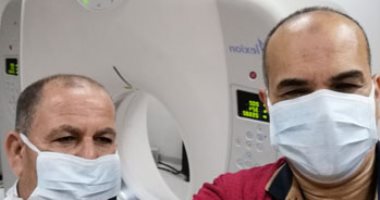  الجيش الأبيض.. "محمد" وصديقه كارم على خط مواجهة كورونا فى المنصورة  