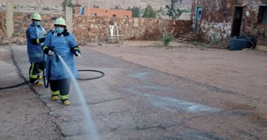 جنوب سيناء تواصل أعمال الرش والتطهير بمدينة سانت كاترين.. صور