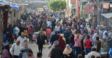 صور .. فض الأسواق العشوائية بأحياء المنتزة والعامرية بالإسكندرية