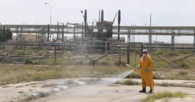تواصل تعقيم وتطهير المنشآت الحيوية والشوارع بالعريش