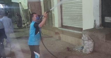 صور.. تطهير شوارع قرية القيصرية بالغربية بعد الاشتباه فى حالة إصابة بـ"كورونا"