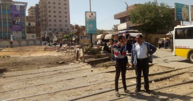 صور.. تطوير المزلقانات بدسوق وتطهير وتعقيم القطارات بابشان كفر الشيخ