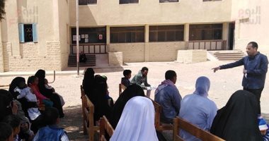 صور.. ندوة فى الهواء الطلق للتوعية بفيروس كورونا بوسط سيناء